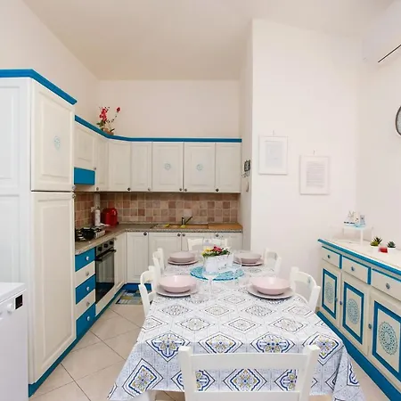 Zefiro Apartment Orosei